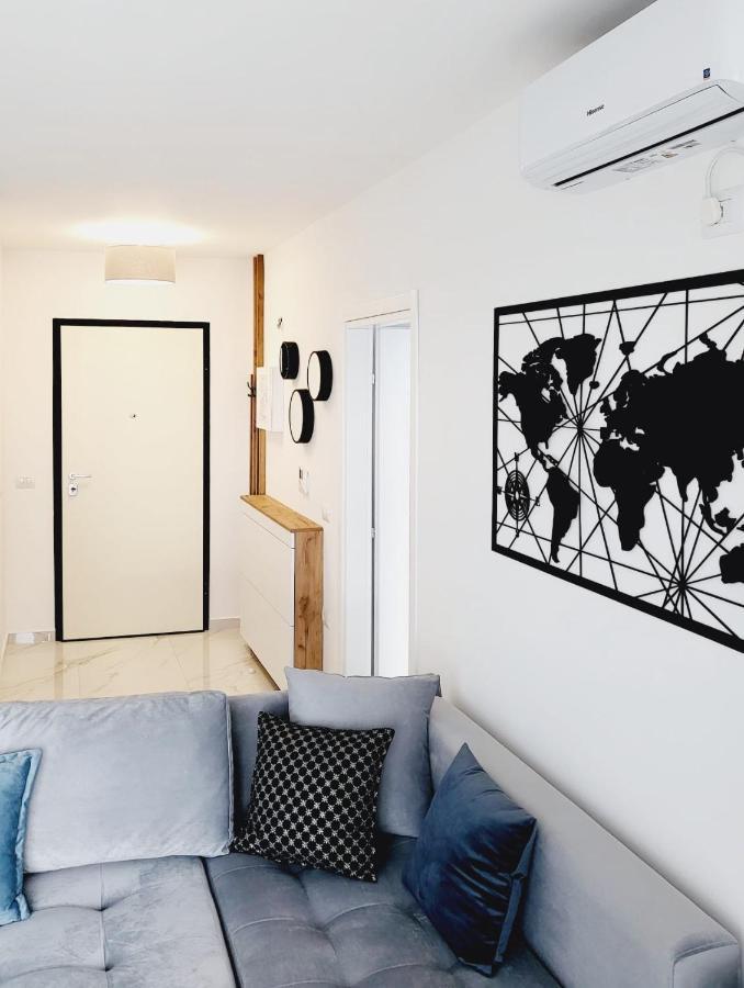 Stella Apartment Sarandë Buitenkant foto