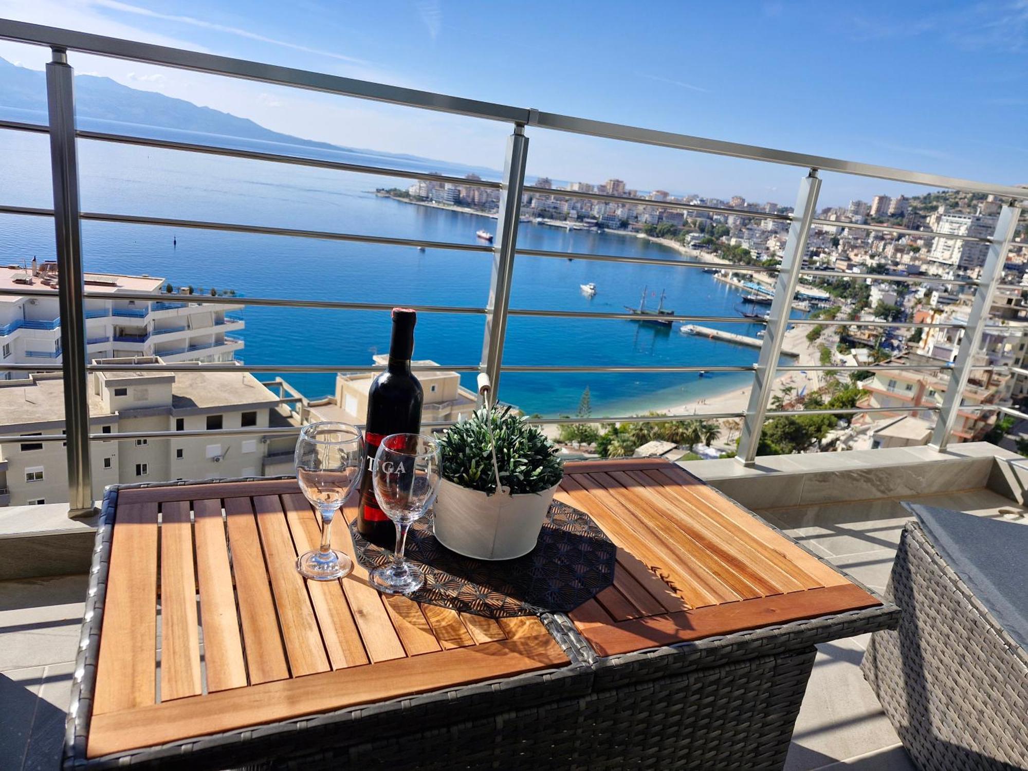 Stella Apartment Sarandë Buitenkant foto